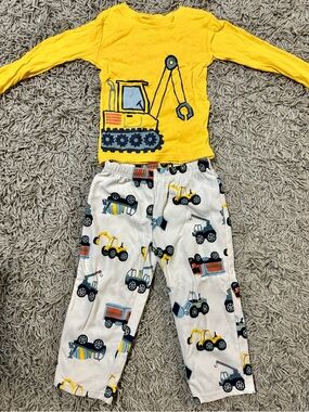 Carter's Yellow Construction Excavator Pajama Set